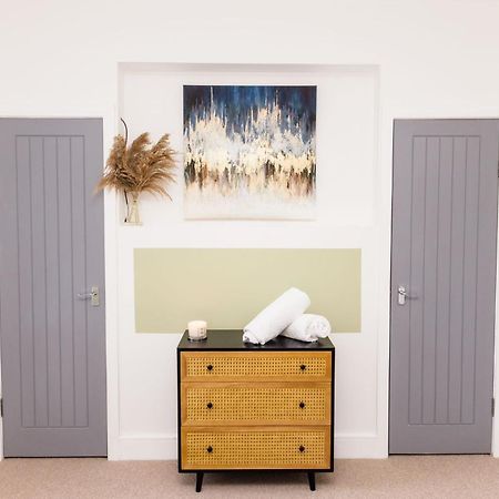 Muriel Retreat - Central Location - Free Parking, Fast Wifi, Smarttv With Netflix By Yoko Property Vila Redcar Exterior foto