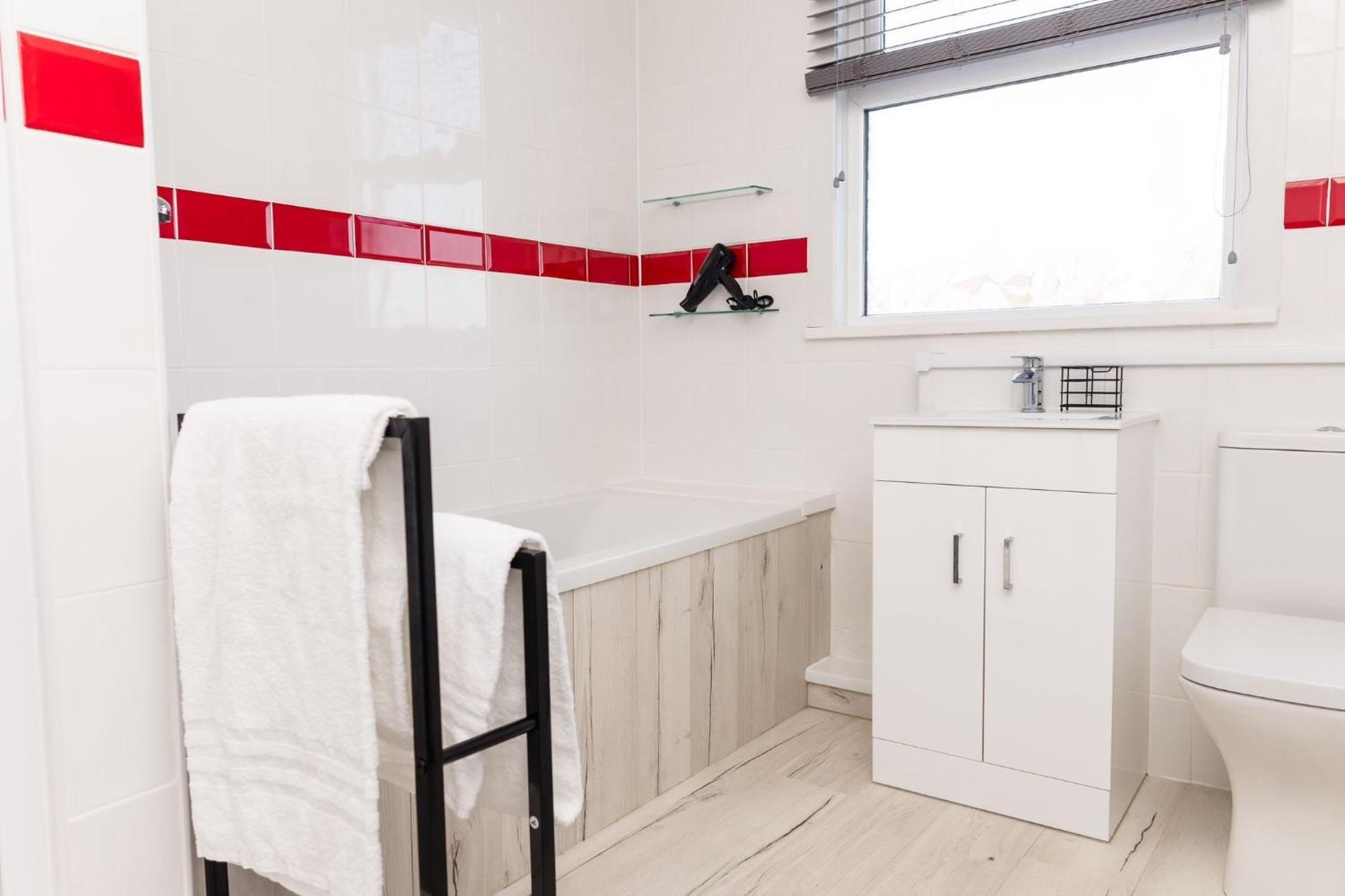 Muriel Retreat - Central Location - Free Parking, Fast Wifi, Smarttv With Netflix By Yoko Property Vila Redcar Exterior foto